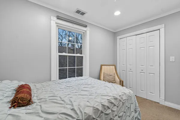 $450,000 | 4608 Hawthorne Avenue, Lyons, IL 60534