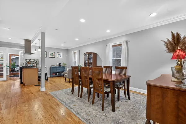 $450,000 | 4608 Hawthorne Avenue, Lyons, IL 60534