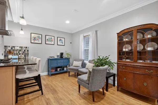 $450,000 | 4608 Hawthorne Avenue, Lyons, IL 60534