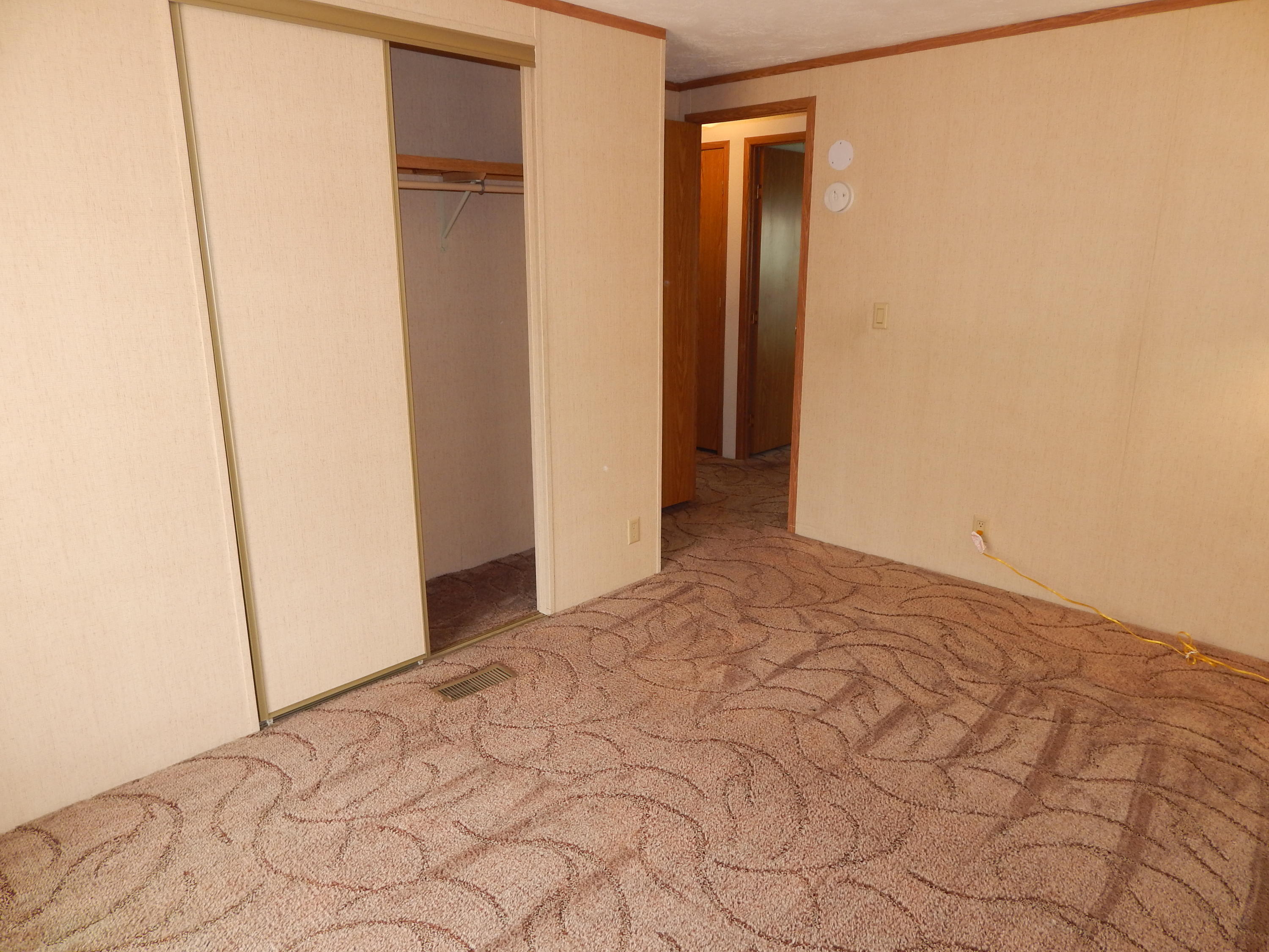 255 Colver Road, Unit 98 Talent, OR 97540 - Photo 19 of 26 Right side bedroom