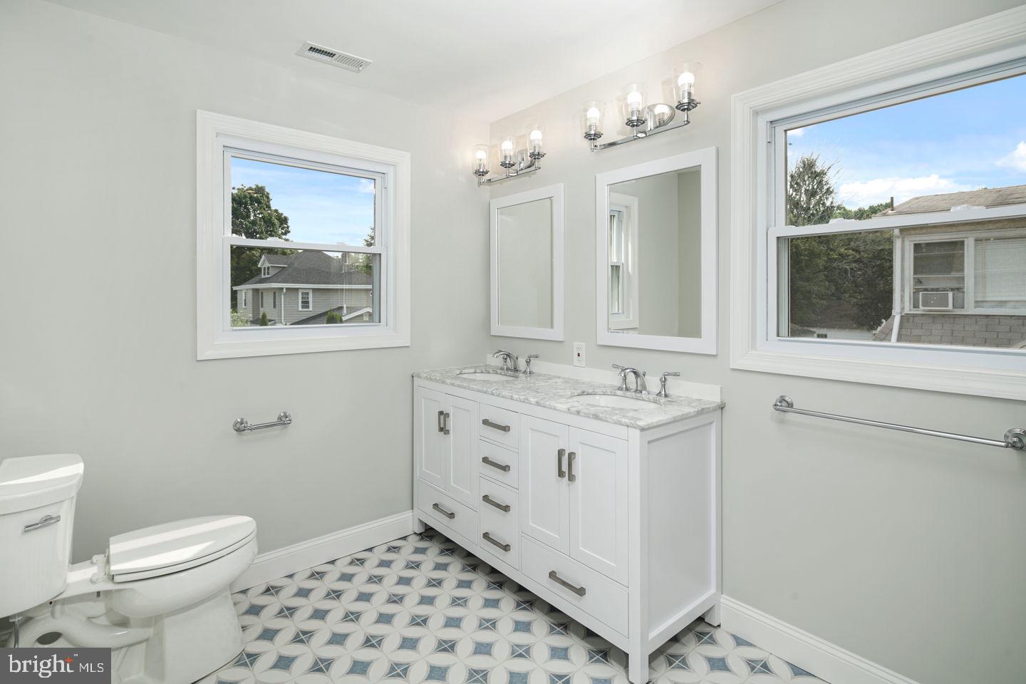 35 Princeton Road Havertown, PA 19083 - Photo 22 of 34 PRIMARY BATHROOM