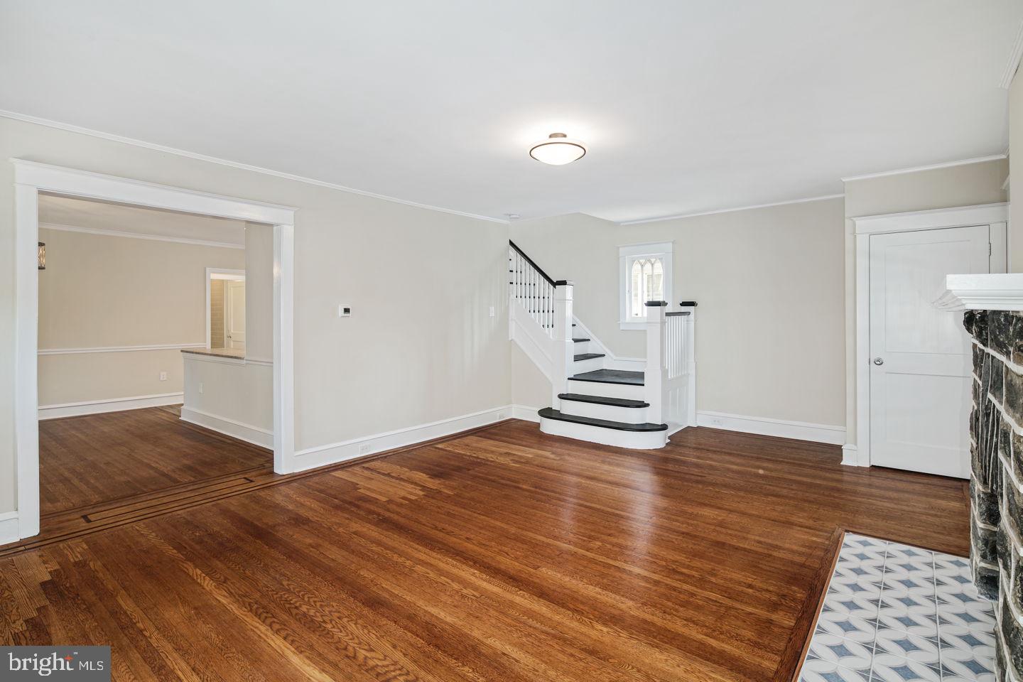 35 Princeton Road Havertown, PA 19083 - Photo 4 of 34 LIVING ROOM W/ WIDE OPENING TO DINING/KITCHEN