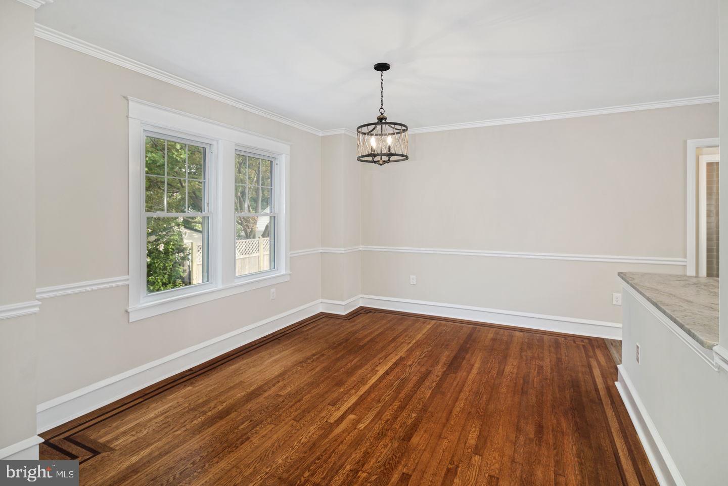 35 Princeton Road Havertown, PA 19083 - Photo 10 of 34 OPEN CONCEPT DINING/BREAKFAST ROOM