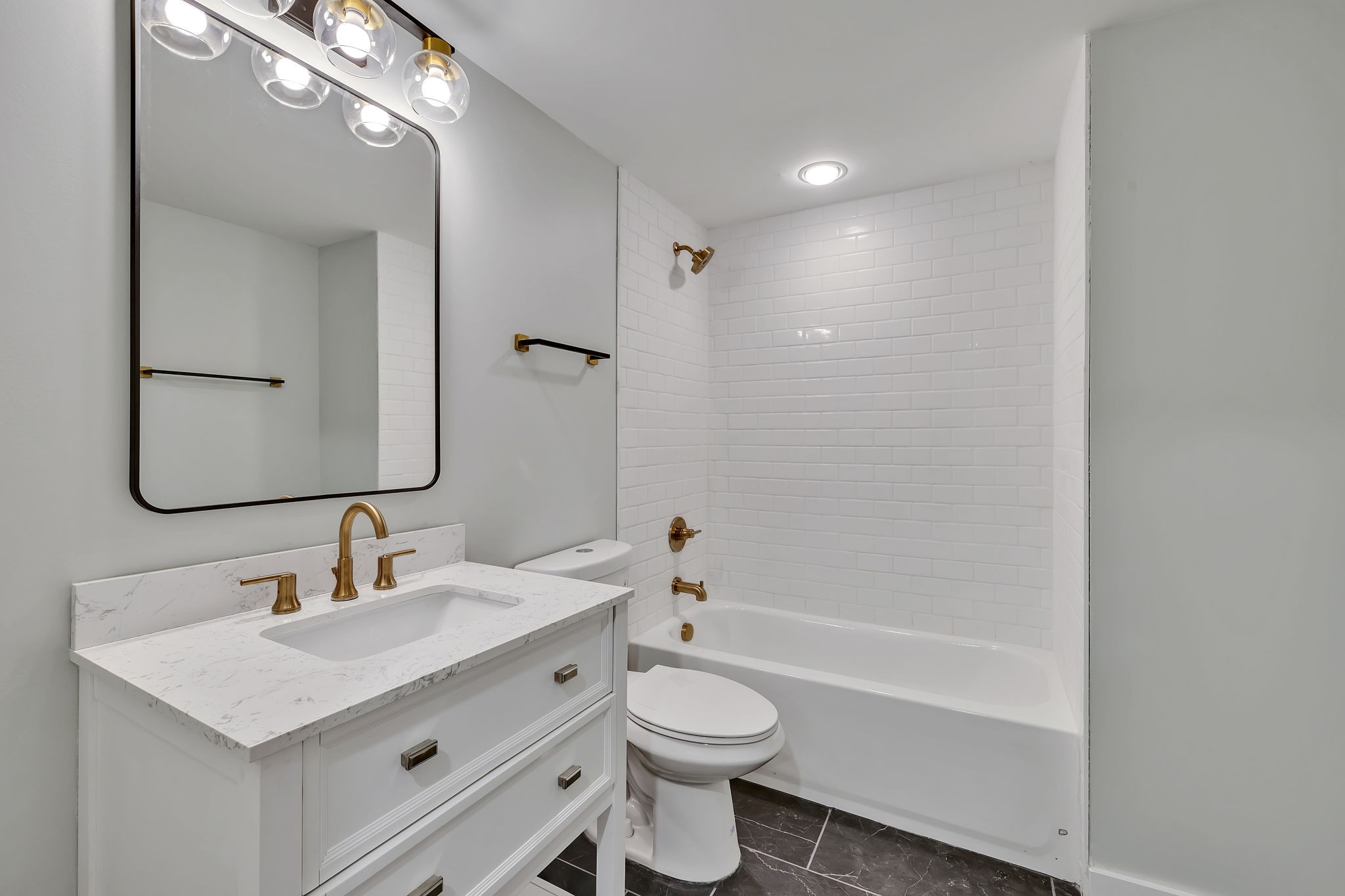 5315 Anchorage Drive Nashville, TN 37220 - Photo 29 of 38 a bathroom with a sink a toilet and shower