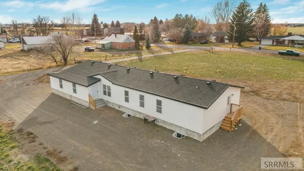 $500,000 | 2124 North 3000 West, Rexburg, ID 83440
