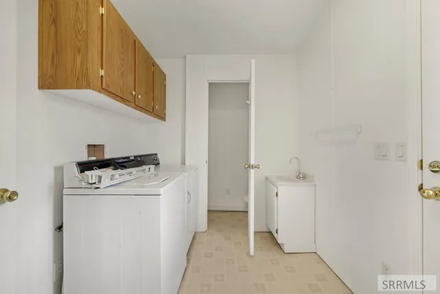 $570,000 | 2124 North 3000 West, Rexburg, ID 83440