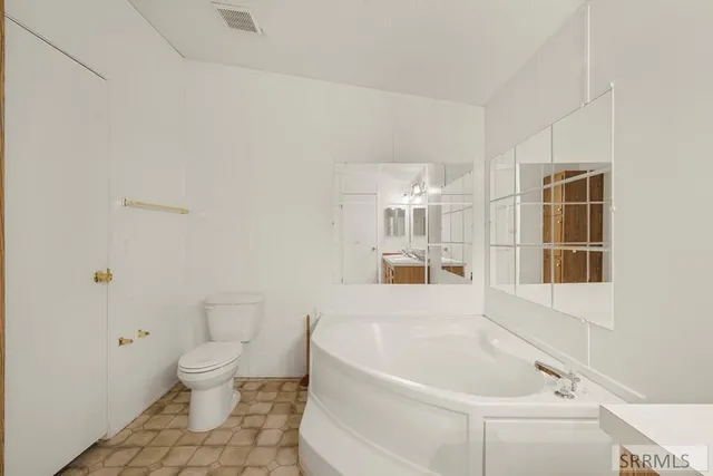 $535,000 | 2124 North 3000 West, Rexburg, ID 83440