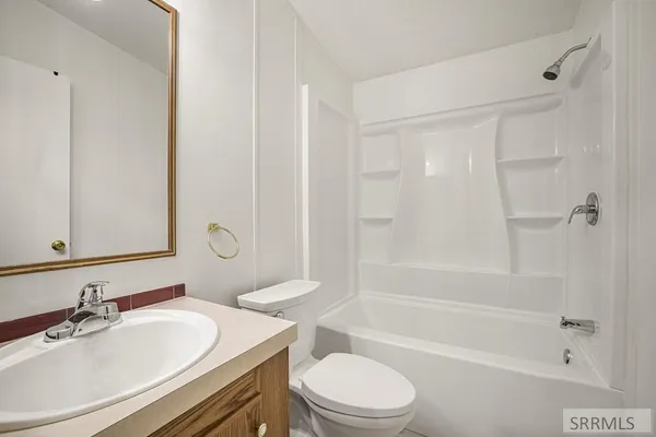 $500,000 | 2124 North 3000 West, Rexburg, ID 83440