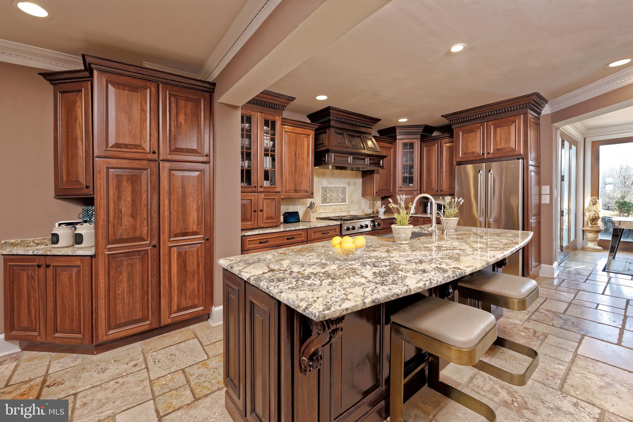 5299 Keyser Road Hume, VA 22639 - Photo 13 of 64 Custom cabinetry and high-end appliances