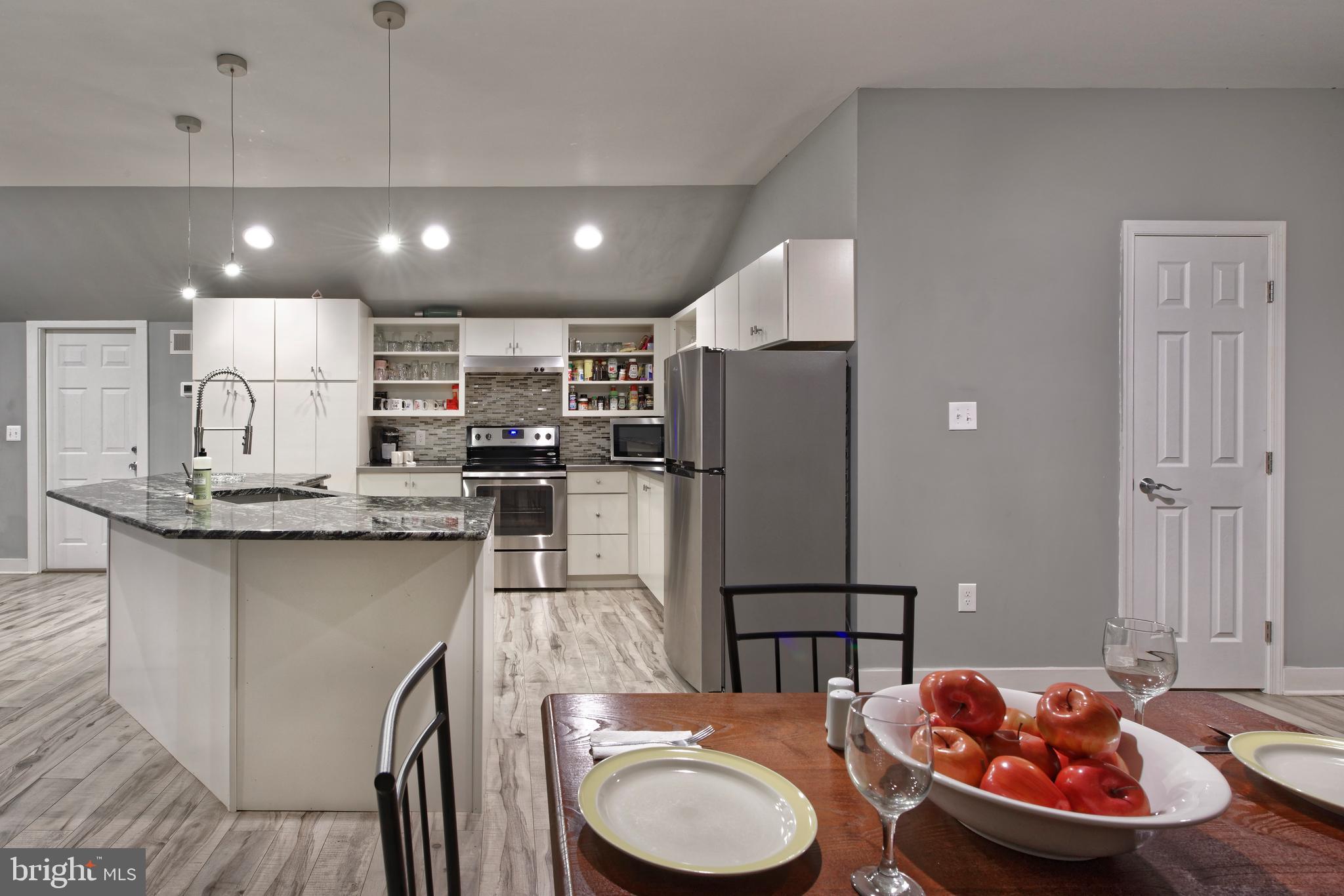5299 Keyser Road Hume, VA 22639 - Photo 47 of 64 View from dining area towards the kitchen