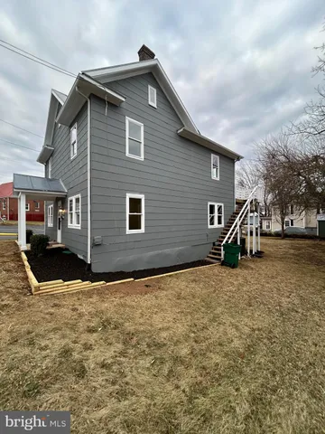 $319,900 | 125 High Street, Luray, VA 22835