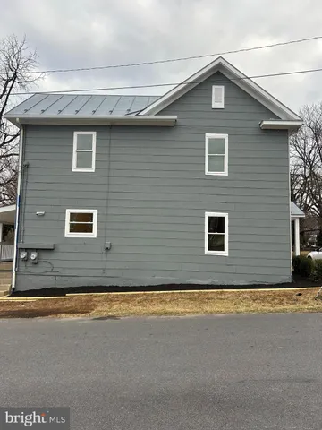 $319,900 | 125 High Street, Luray, VA 22835