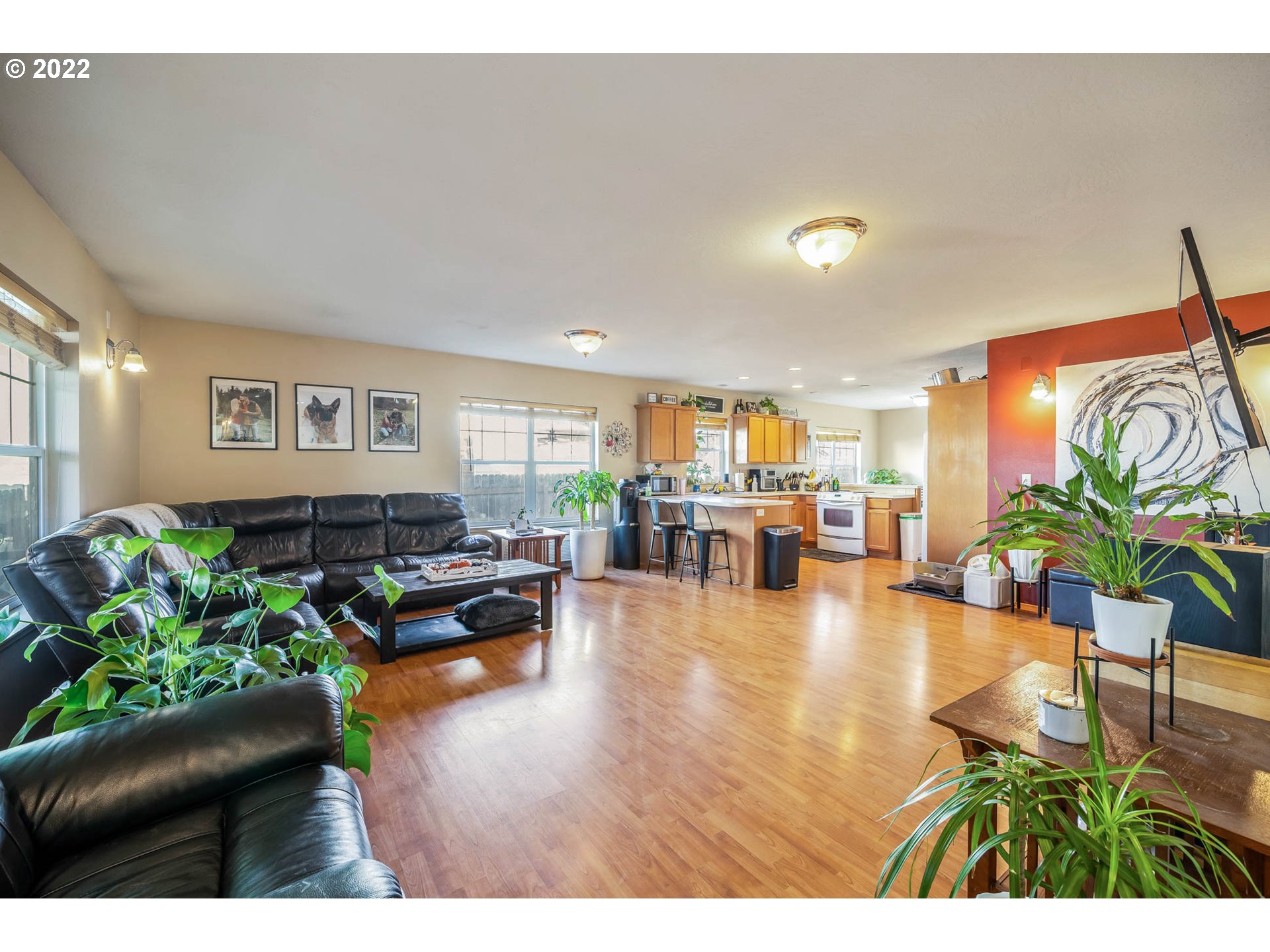 1849 8th Street Springfield, OR 97477 - Photo 6 of 32 a living room with furniture and a large window