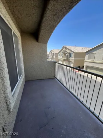 $1,643 | 6371 Lorne Green Avenue, Unit 101, Henderson, NV 89011