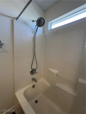 $1,643 | 6371 Lorne Green Avenue, Unit 101, Henderson, NV 89011