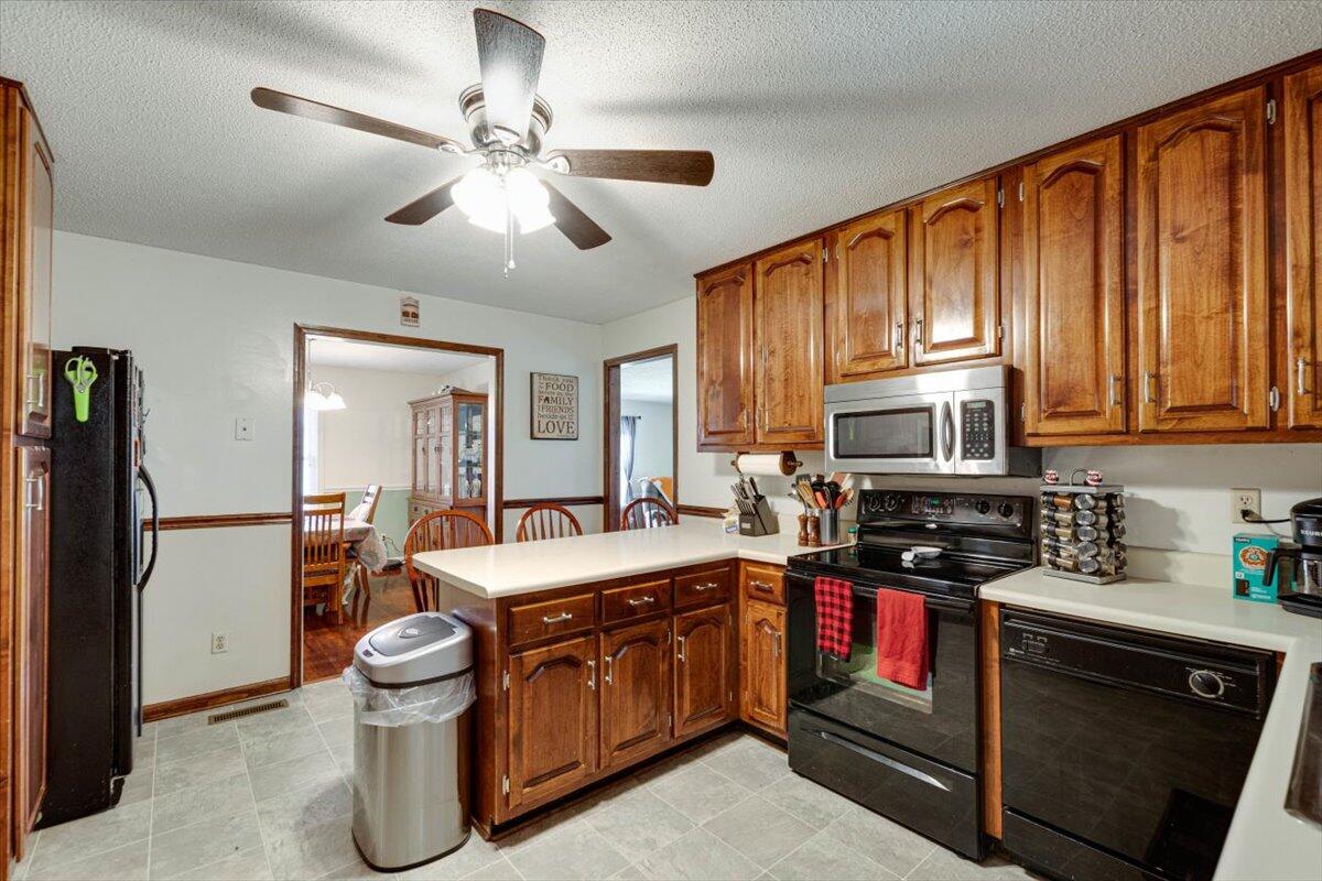 106 Stoker Road Jasper, TN 37347 - Photo 6 of 32 06-106 Stoker-6