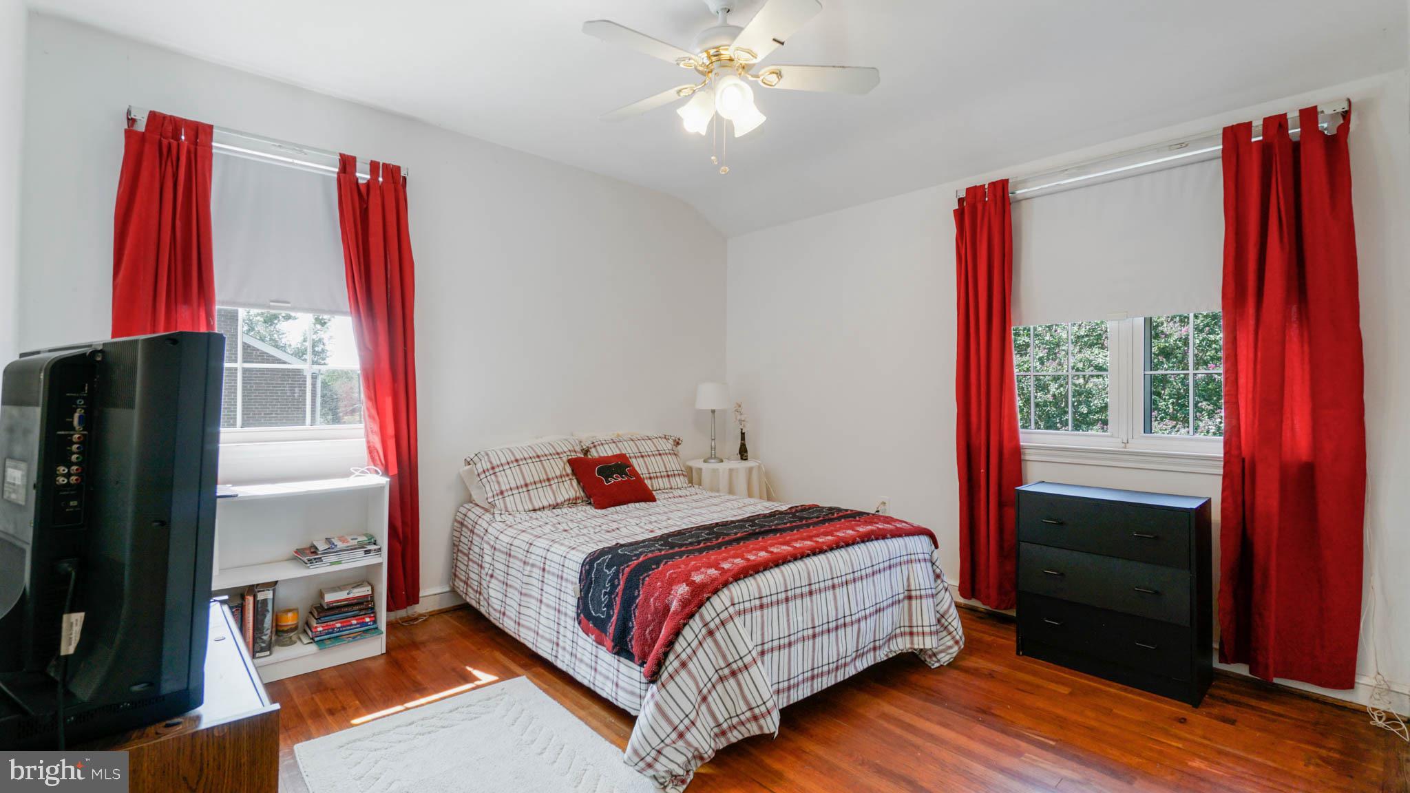 9621 Dilston Road Silver Spring, MD 20903 - Photo 12 of 26 Gallery Image 12