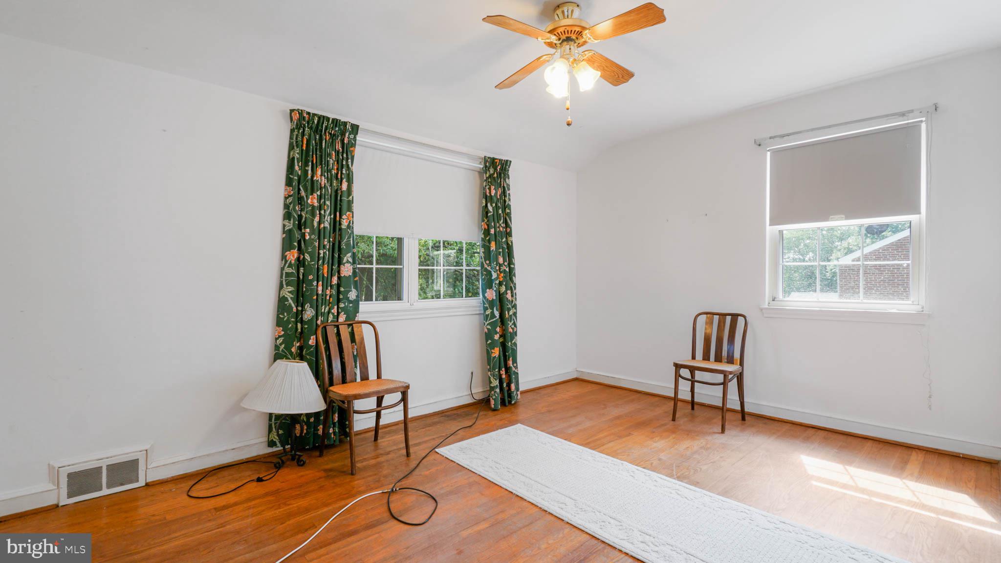 9621 Dilston Road Silver Spring, MD 20903 - Photo 14 of 26 Gallery Image 14