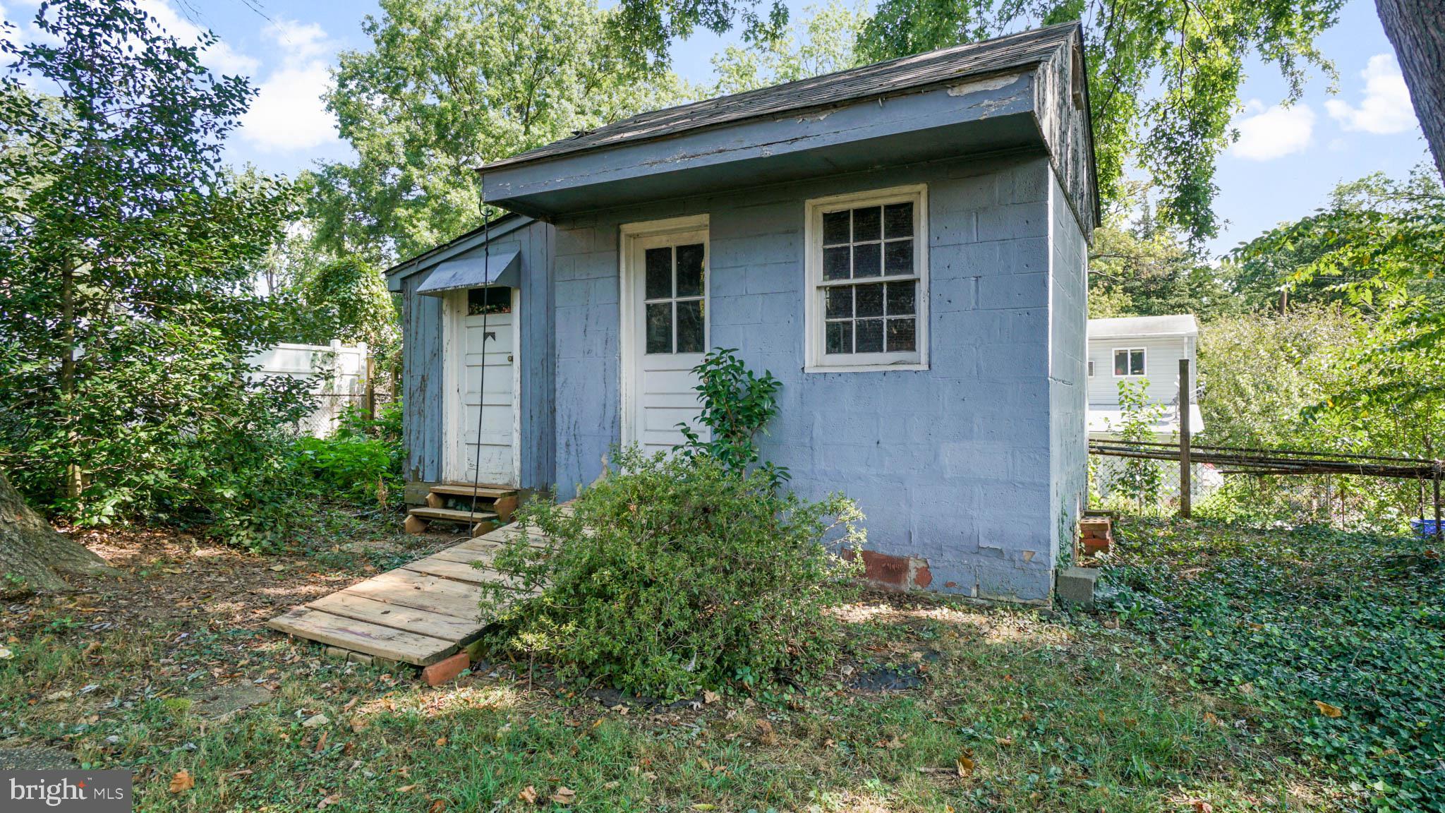 9621 Dilston Road Silver Spring, MD 20903 - Photo 25 of 26 Gallery Image 25