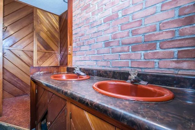 $299,000 | 31 Chatterton Park, Proctor, VT 05765