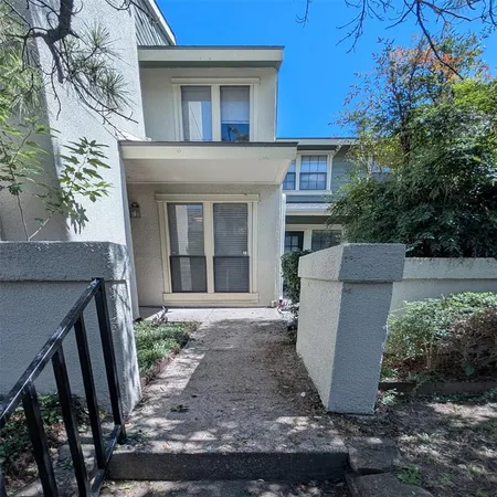 $975 | 9613 Walnut Street, Unit 2105, Dallas, TX 75243