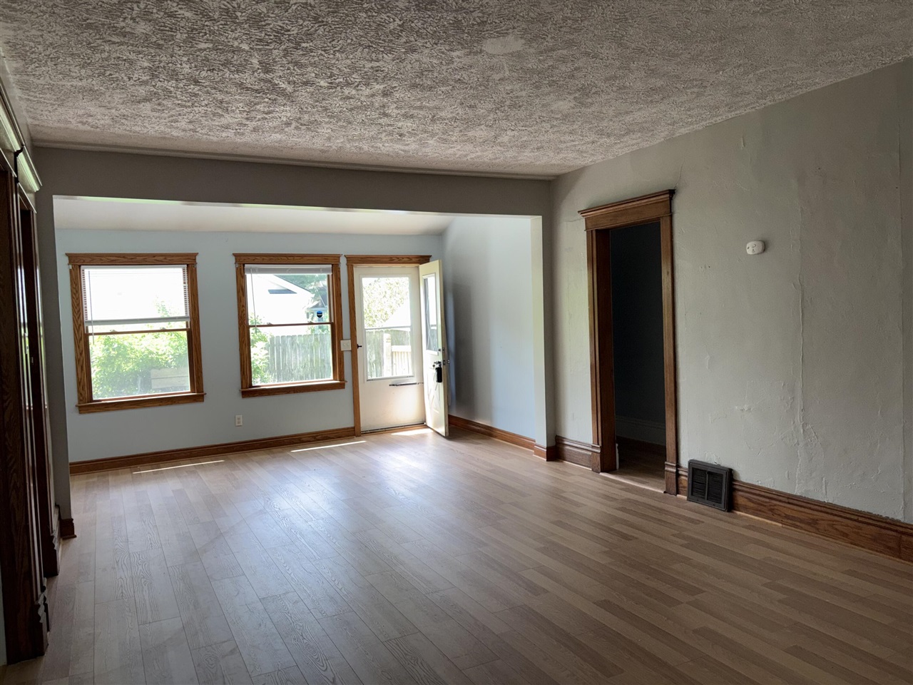 1925 Nichols Road Kalamazoo, MI 49006 - Photo 13 of 26