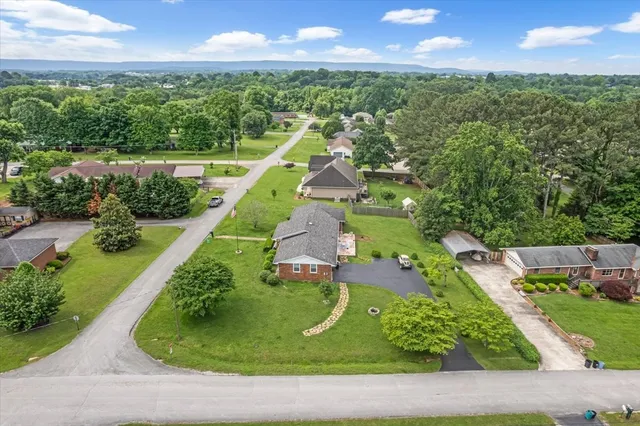 $274,900 | 505 Kindel Drive, Decherd, TN 37324
