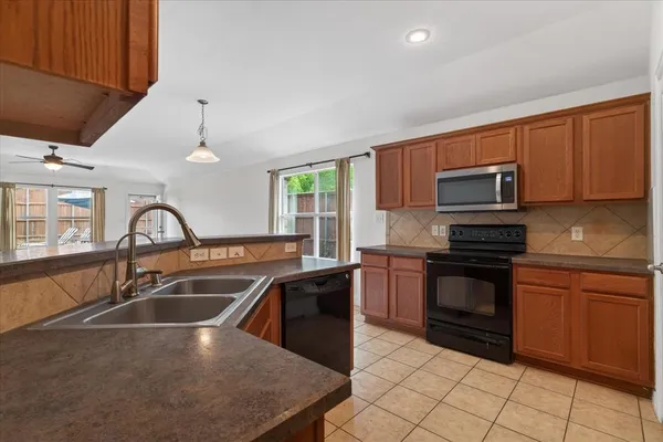 $2,700 | 3705 Redwood Circle, Melissa, TX 75454