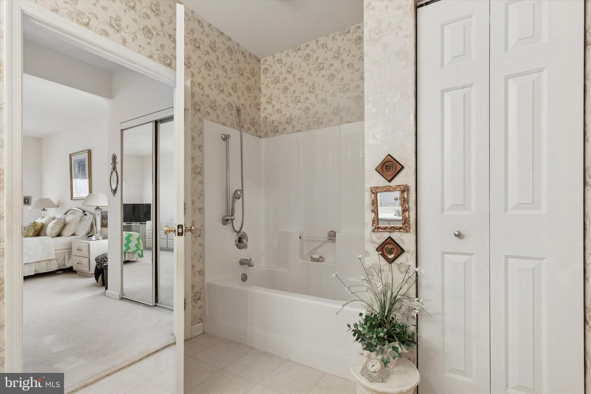 100 Claret Court, Unit 201 Warrington, PA 18976 - Photo 11 of 15 Master Bath