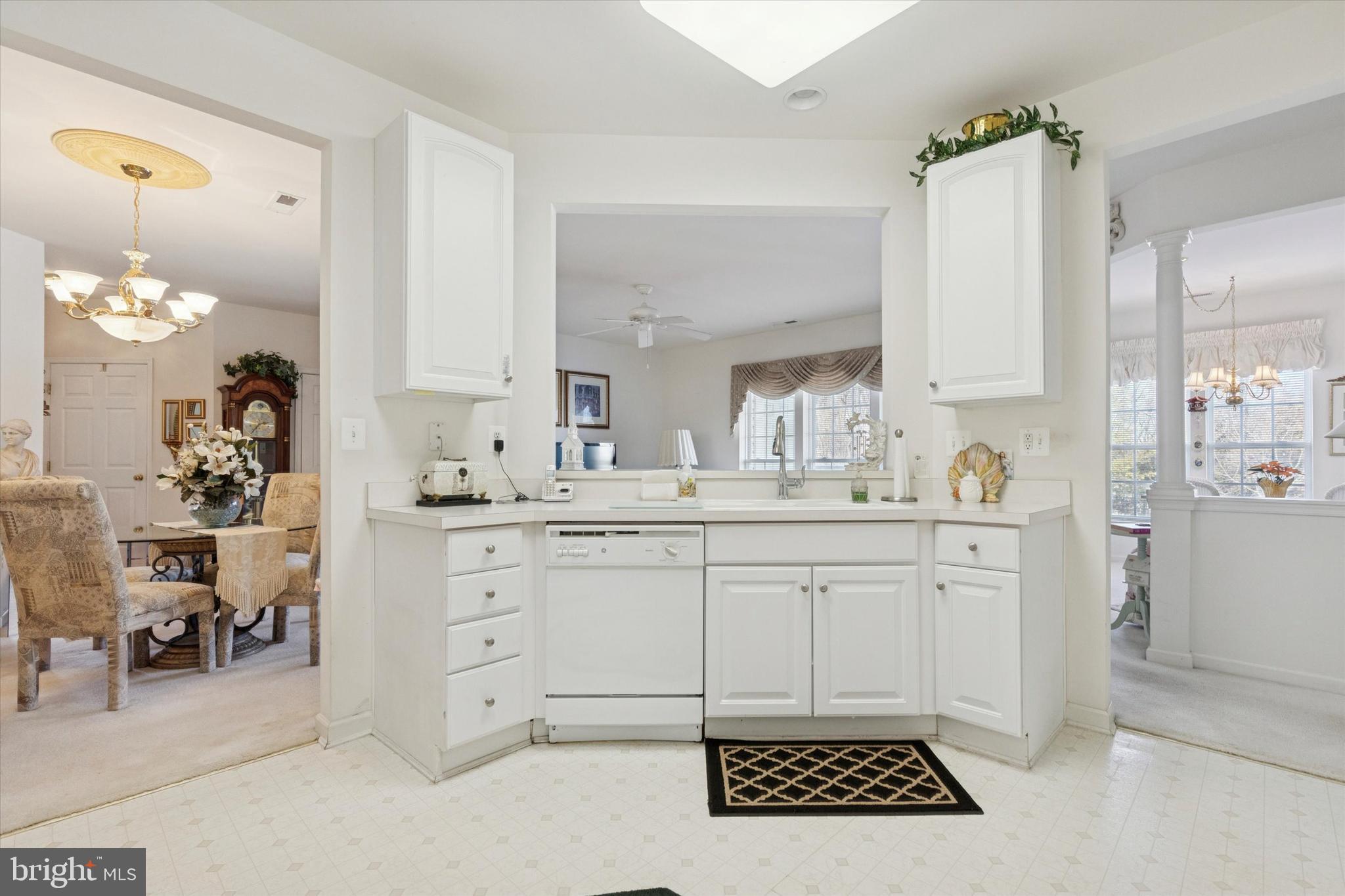 100 Claret Court, Unit 201 Warrington, PA 18976 - Photo 7 of 15 Kitchen