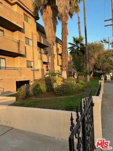 $449,000 | 10901 Laurel Canyon Boulevard, Unit 212, San Fernando, CA 91340