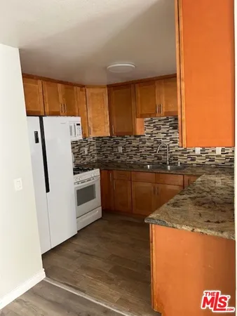 $404,000 | 10901 Laurel Canyon Boulevard, Unit 212, San Fernando, CA 91340