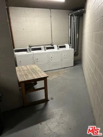 $404,000 | 10901 Laurel Canyon Boulevard, Unit 212, San Fernando, CA 91340