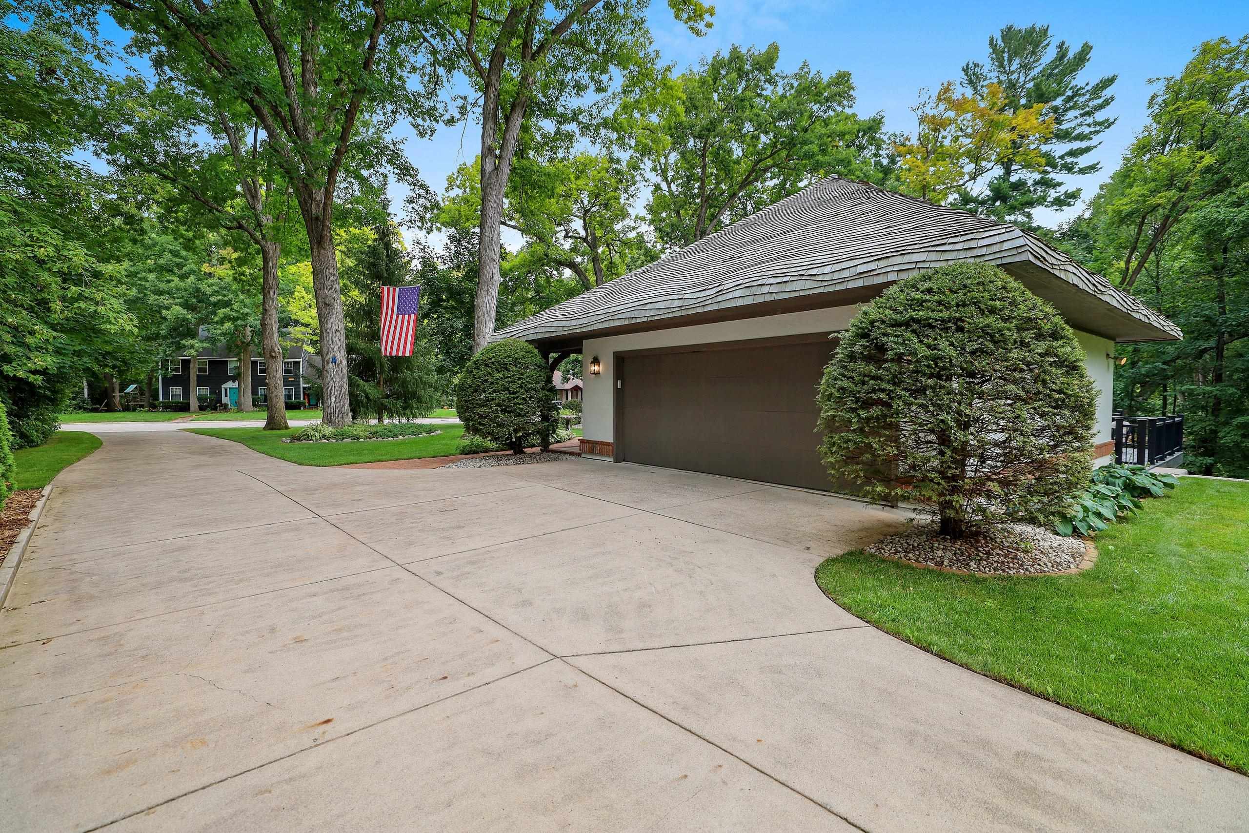255 Traders Point Lane Green Bay, WI 54302 - Photo 62 of 78 Gallery Image 62