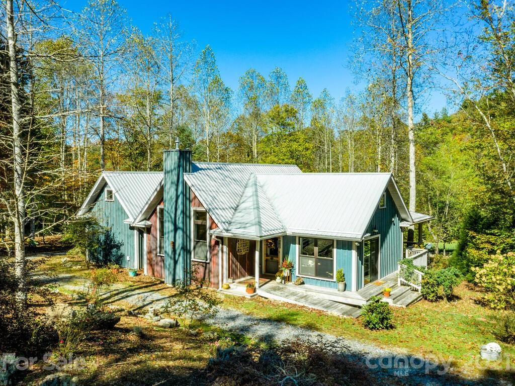 623 Board Tree Road Marshall, NC 28753 - Photo 1 of 39 Gallery Image 1