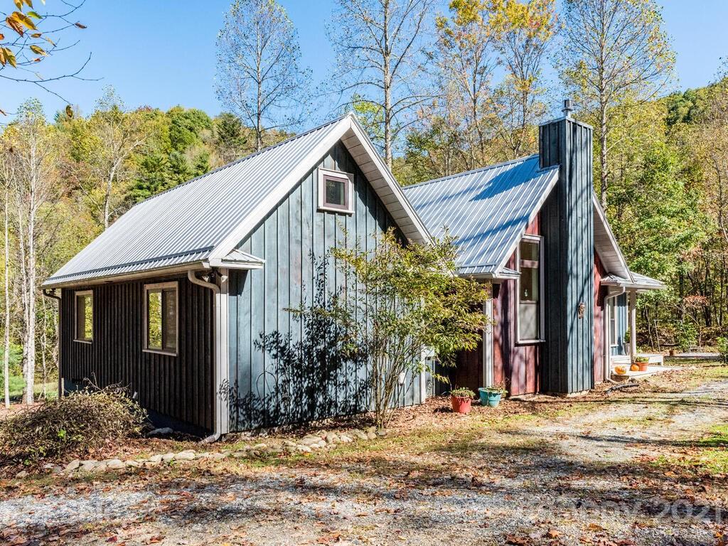 623 Board Tree Road Marshall, NC 28753 - Photo 33 of 39 Gallery Image 33