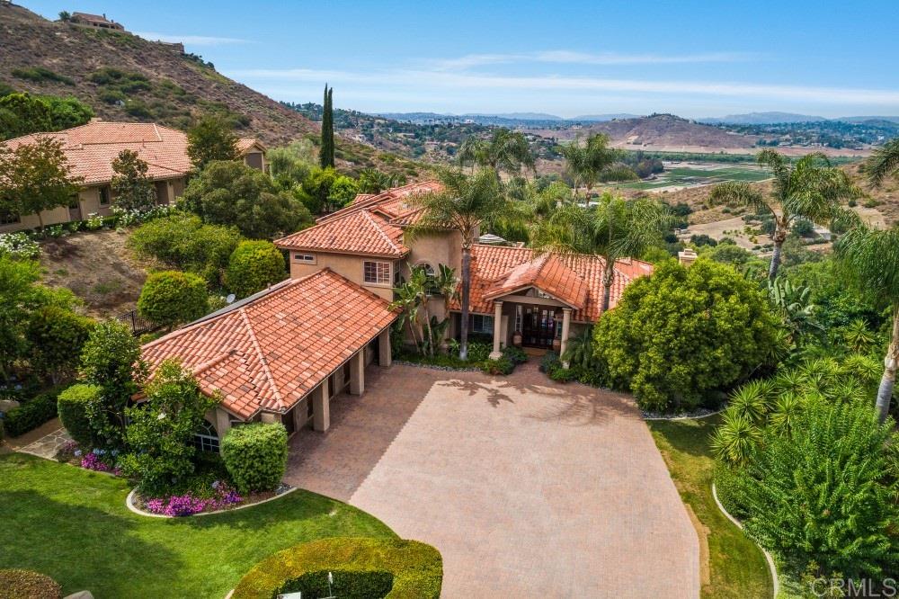 13550 Highlands Ranch Road Poway, CA 92064 - Photo 2 of 25