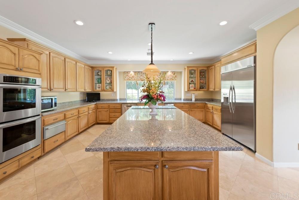 13550 Highlands Ranch Road Poway, CA 92064 - Photo 9 of 25