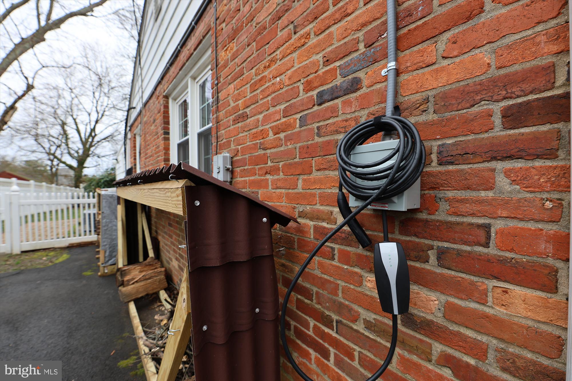 1611 Baltimore Road Alexandria, VA 22308 - Photo 20 of 49 Convenient EV Charger - Park and Charge