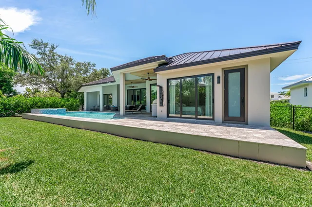 a view of house with a outdoor space