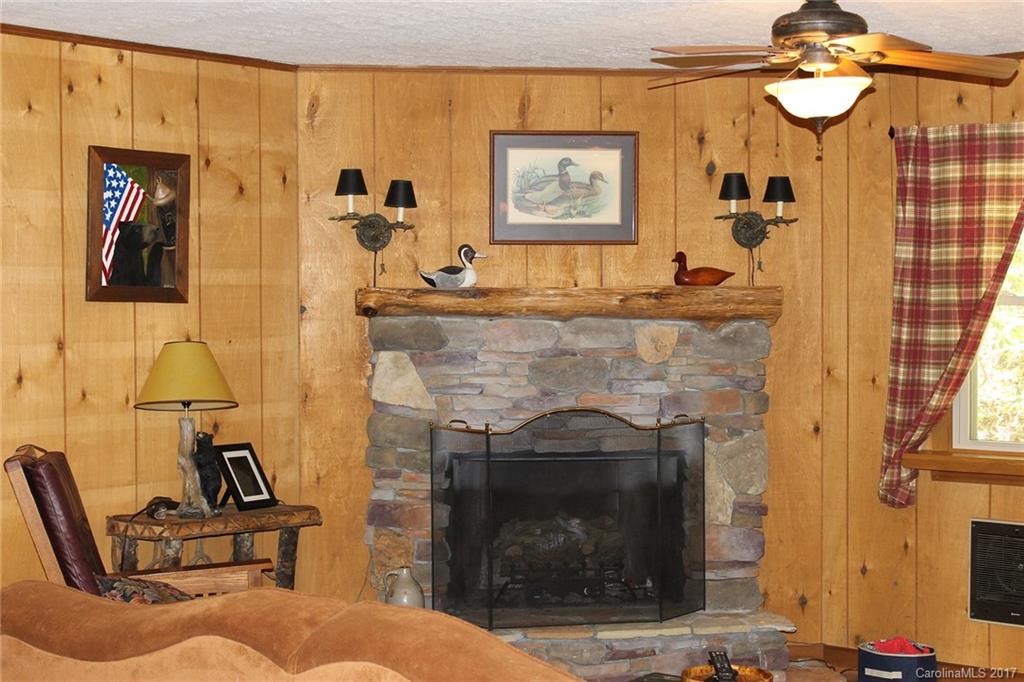 2092 Line Runner Ridge Road Rosman, NC 28772 - Photo 2 of 24 Gallery Image 2