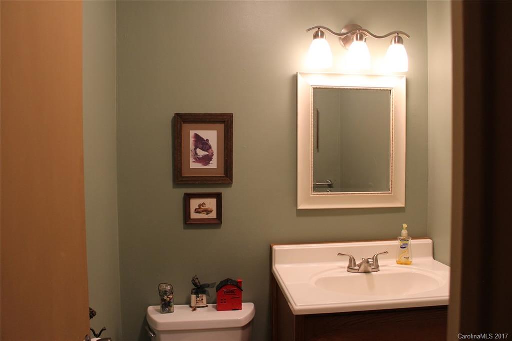 2092 Line Runner Ridge Road Rosman, NC 28772 - Photo 12 of 24 Gallery Image 12