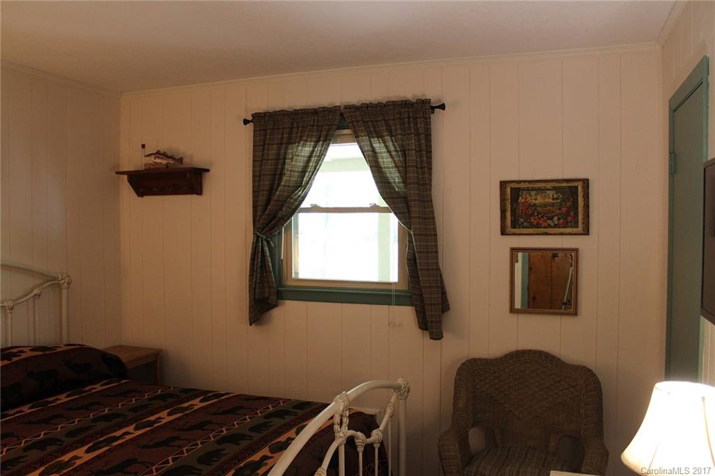 2092 Line Runner Ridge Road Rosman, NC 28772 - Photo 16 of 24 Gallery Image 16