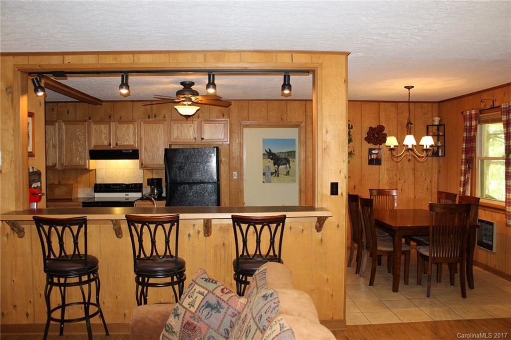 2092 Line Runner Ridge Road Rosman, NC 28772 - Photo 3 of 24 Gallery Image 3