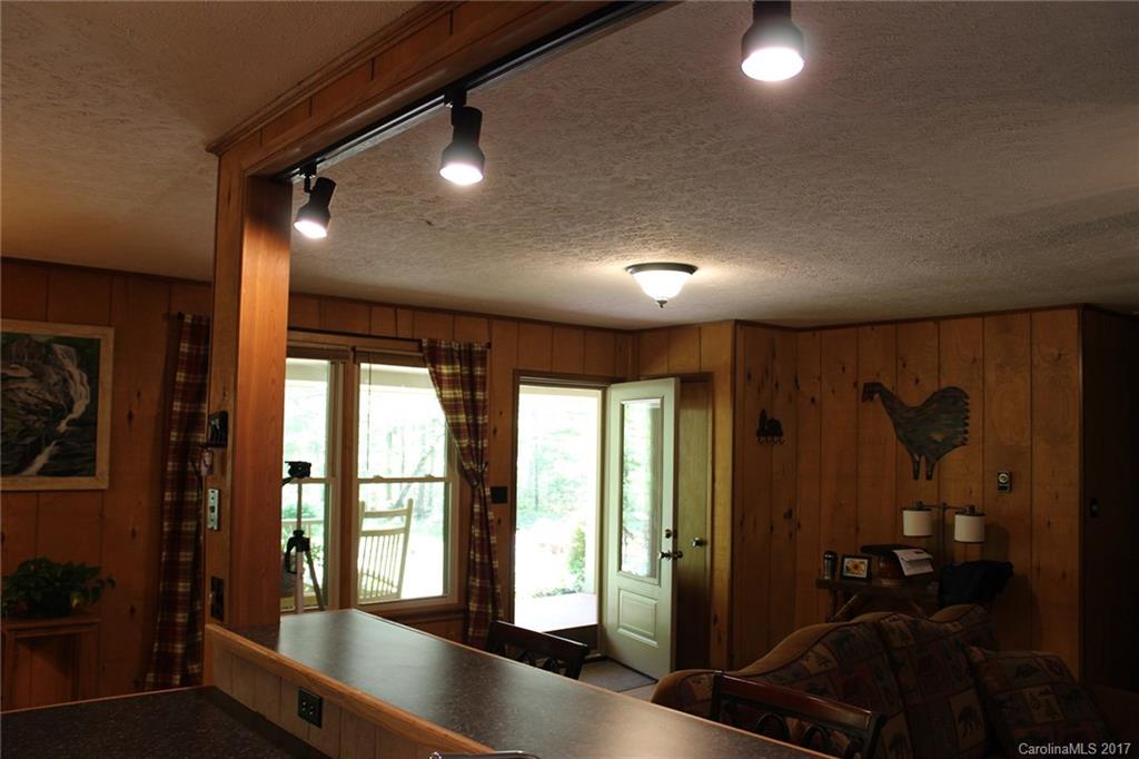 2092 Line Runner Ridge Road Rosman, NC 28772 - Photo 6 of 24 Gallery Image 6