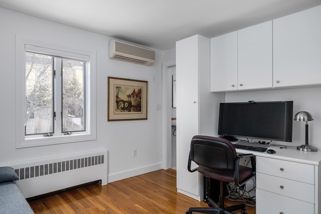 17 Kent Square Brookline, MA 02446 - Photo 11 of 17 Gallery Image 11