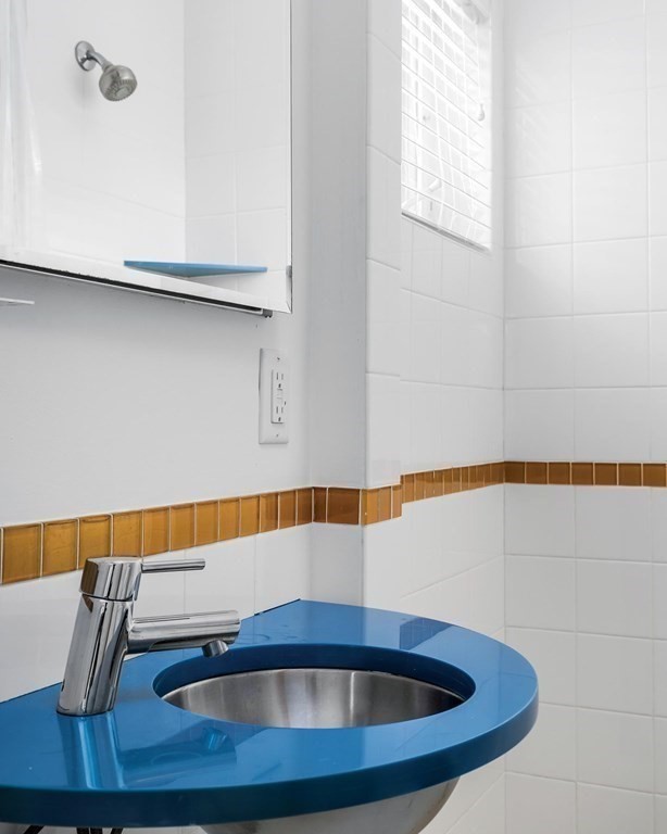 17 Kent Square Brookline, MA 02446 - Photo 13 of 17 Gallery Image 13