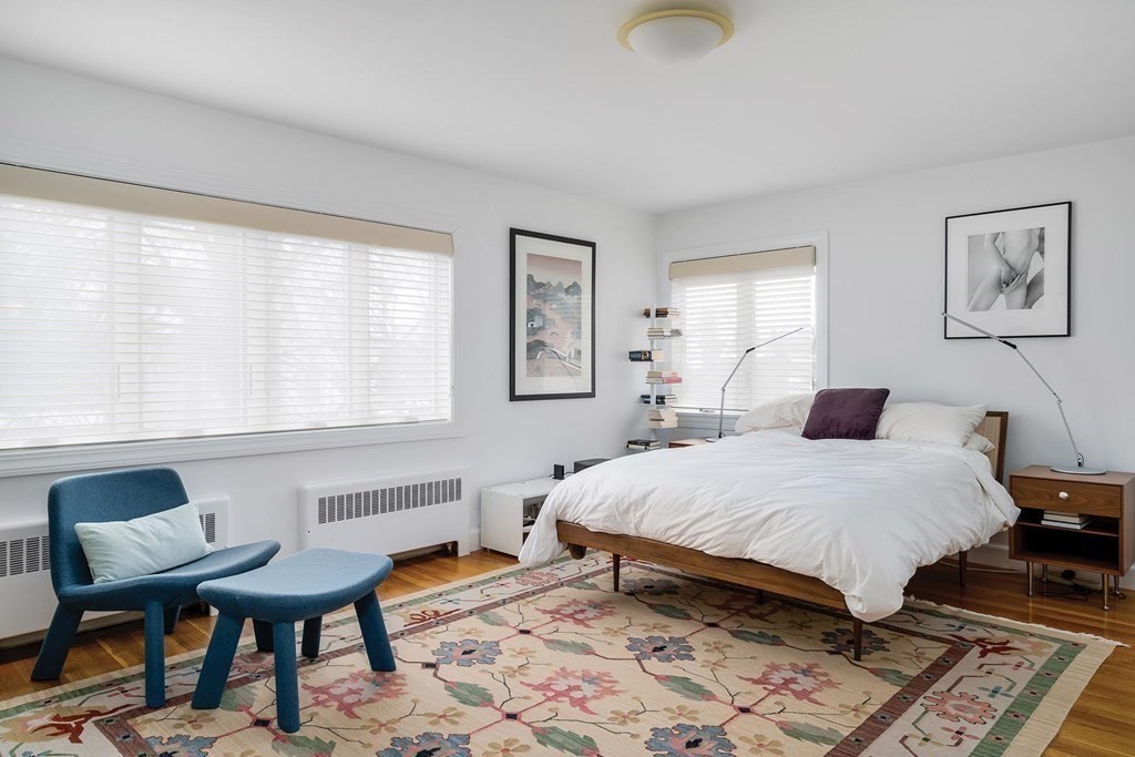 17 Kent Square Brookline, MA 02446 - Photo 8 of 17 Gallery Image 8