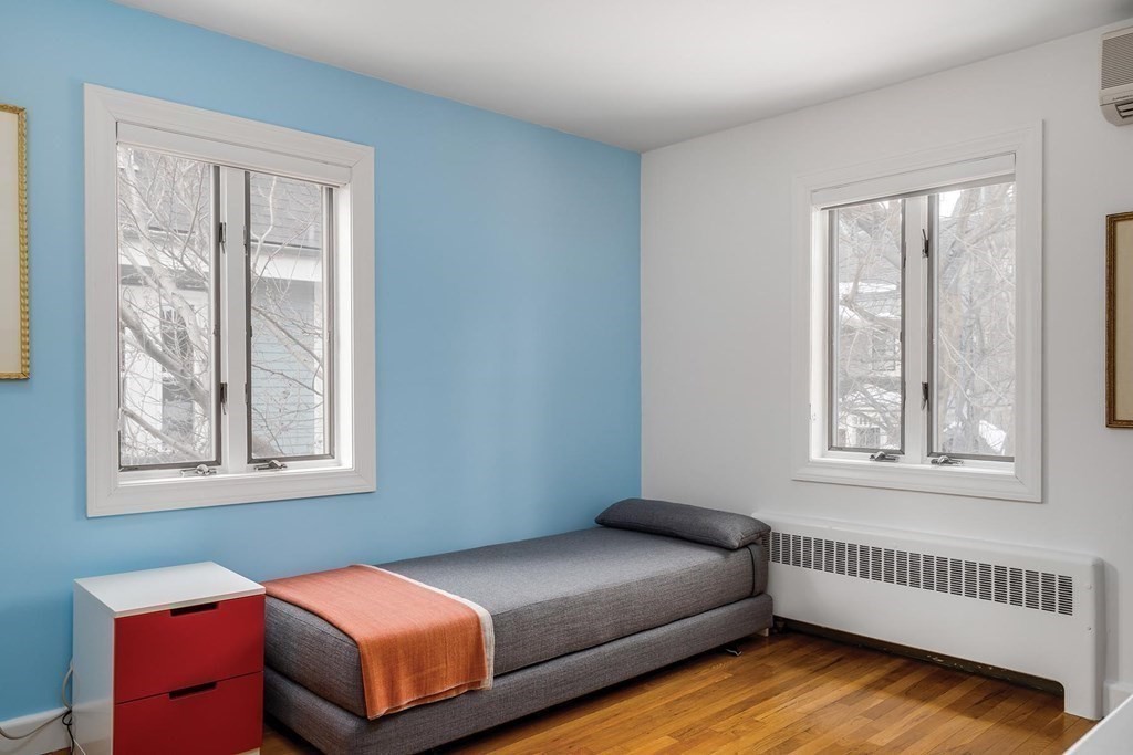 17 Kent Square Brookline, MA 02446 - Photo 10 of 17 Gallery Image 10