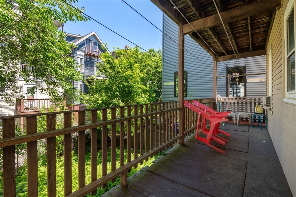 25 Howell Street Boston, MA 02125 - Photo 24 of 31